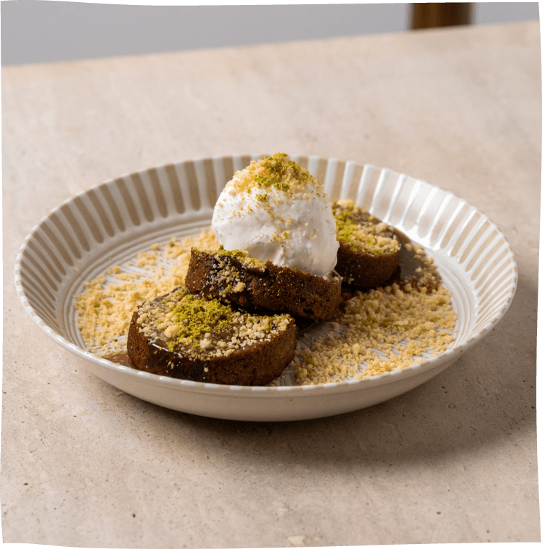 Caramel Date Pudding